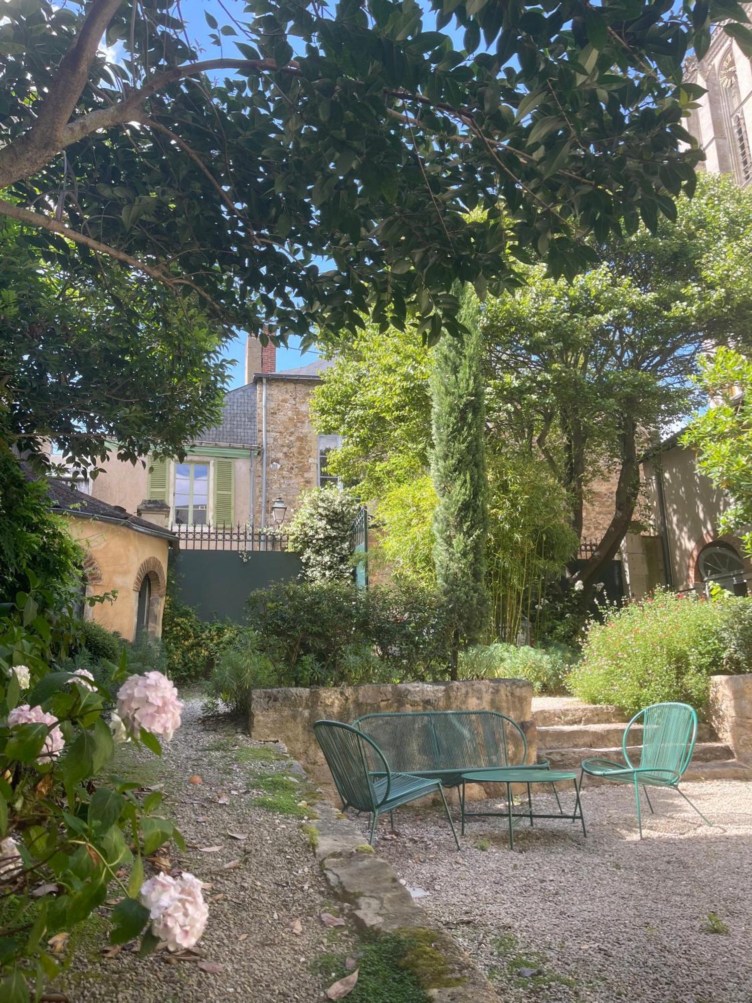 Chambres D'Hote - Maison Des Ecrivains - 50 M De La Cathedrale Et Place Des Jacobins Льо Ман Екстериор снимка