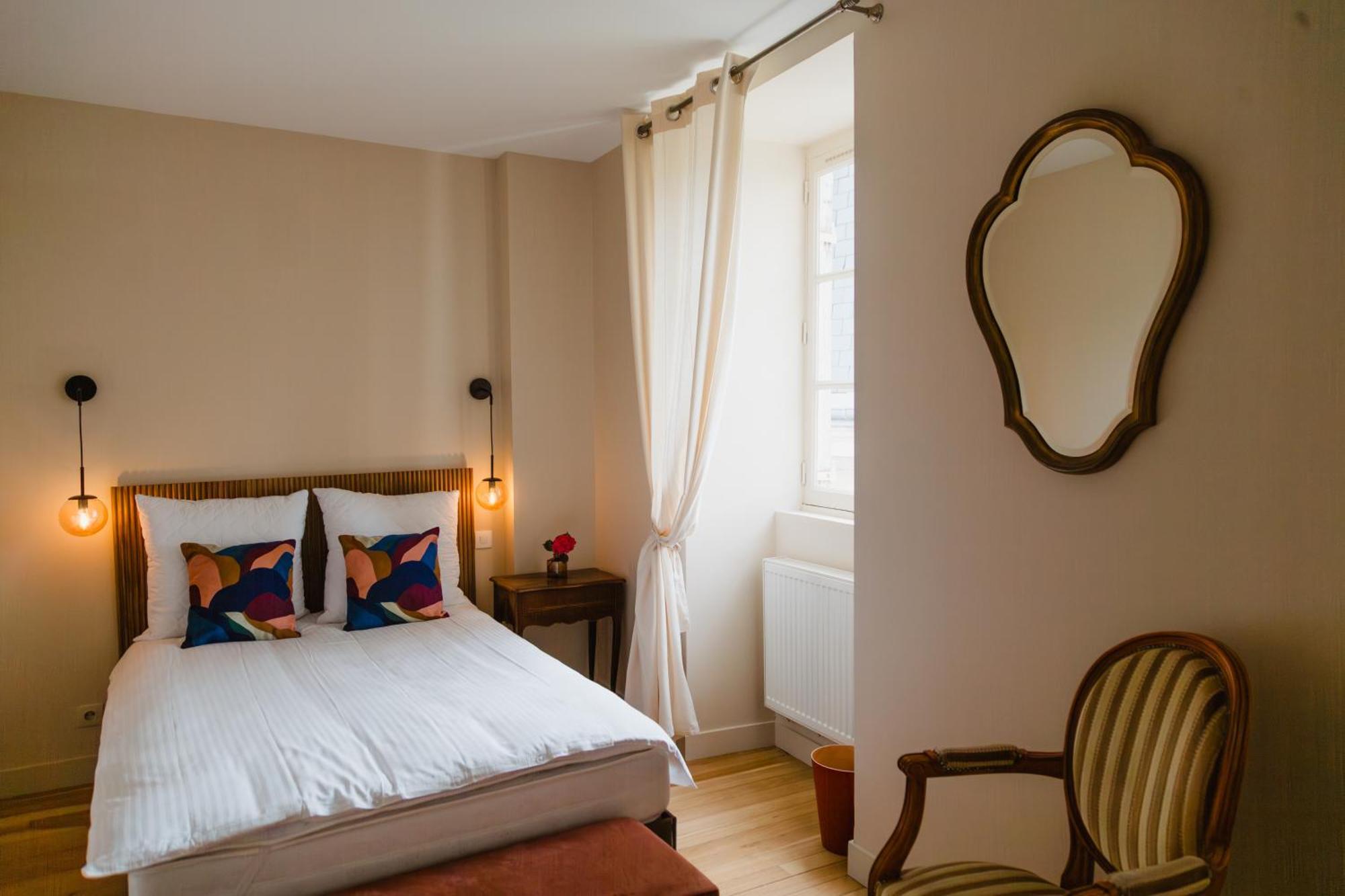 Chambres D'Hote - Maison Des Ecrivains - 50 M De La Cathedrale Et Place Des Jacobins Льо Ман Екстериор снимка