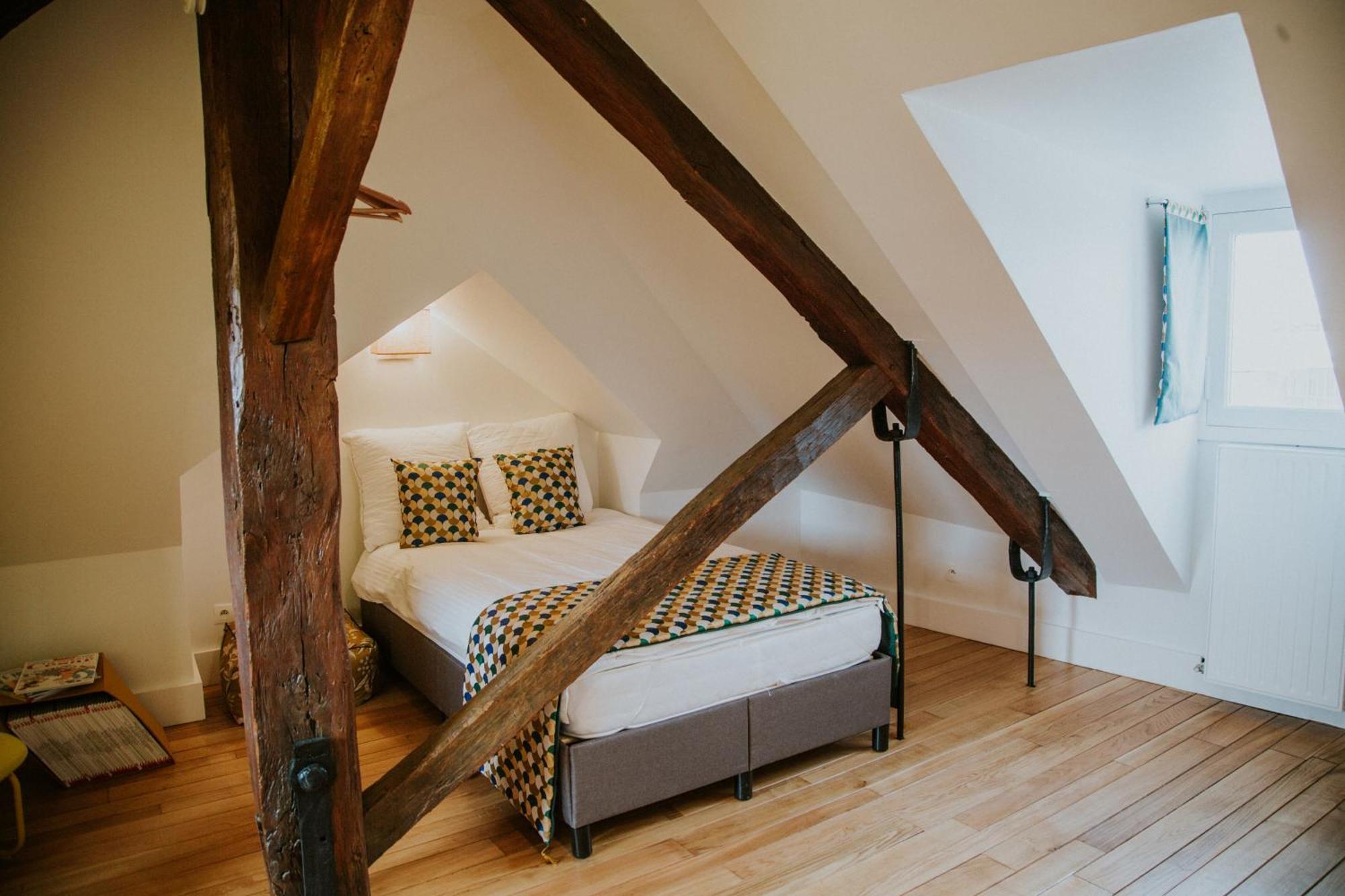 Chambres D'Hote - Maison Des Ecrivains - 50 M De La Cathedrale Et Place Des Jacobins Льо Ман Екстериор снимка